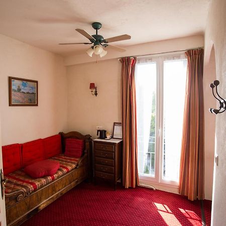 Logis Hotel Du Terreau Manosque Ngoại thất bức ảnh