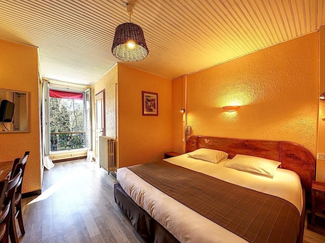 Logis Hotel Du Terreau Manosque Ngoại thất bức ảnh