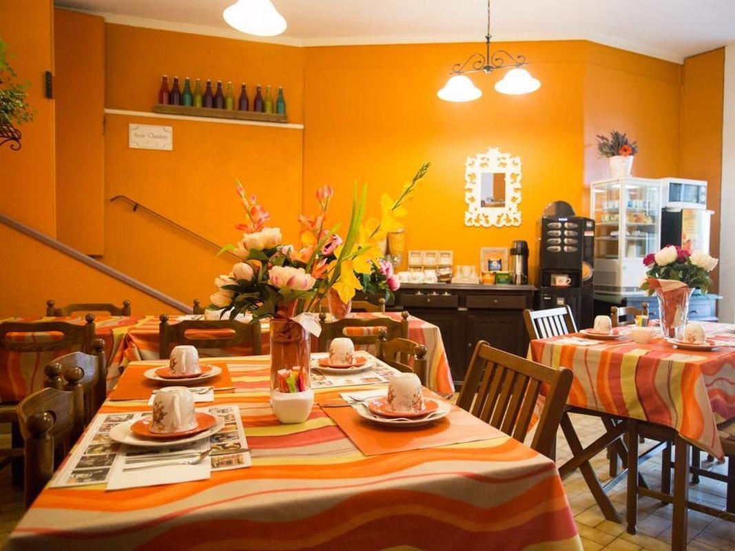 Logis Hotel Du Terreau Manosque Ngoại thất bức ảnh