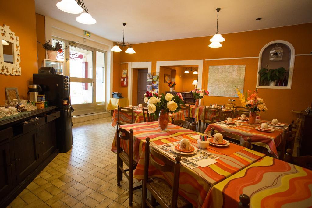 Logis Hotel Du Terreau Manosque Ngoại thất bức ảnh